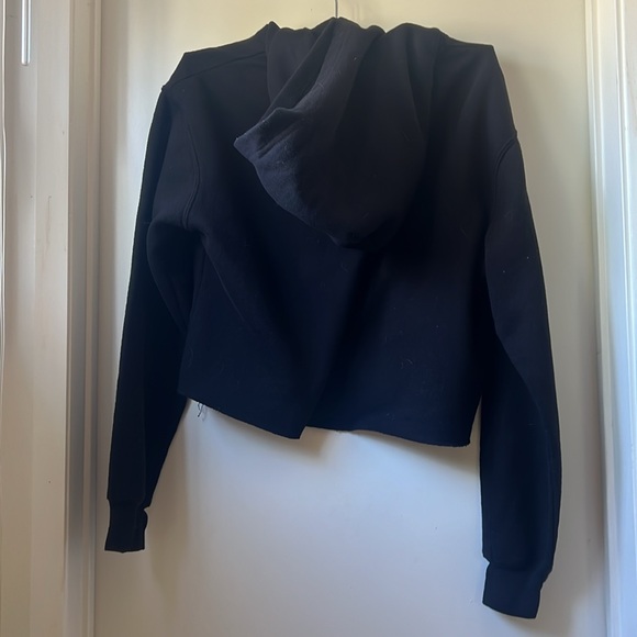 Cropped Black Hoodie - Picture 2 of 3